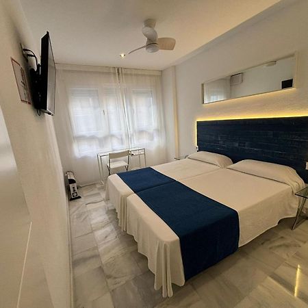 Apartamentos Turisticos Imar Cádiz Exteriér fotografie