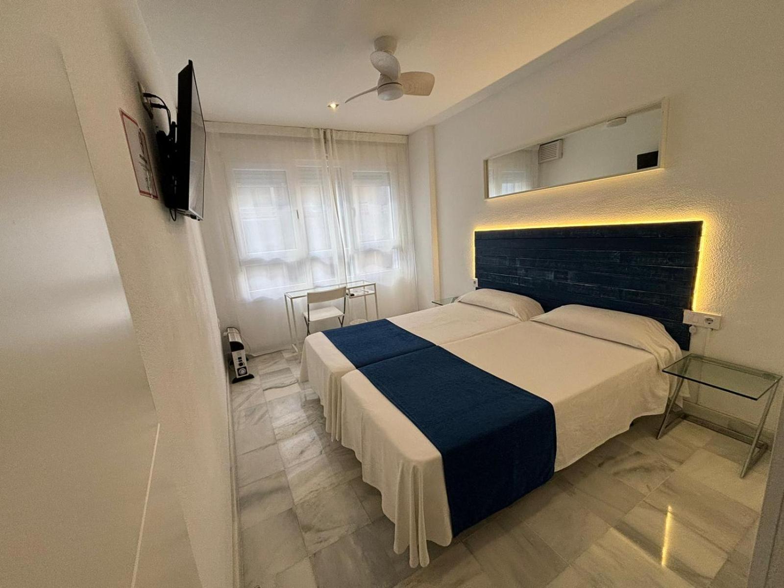 Apartamentos Turisticos Imar Cádiz Exteriér fotografie
