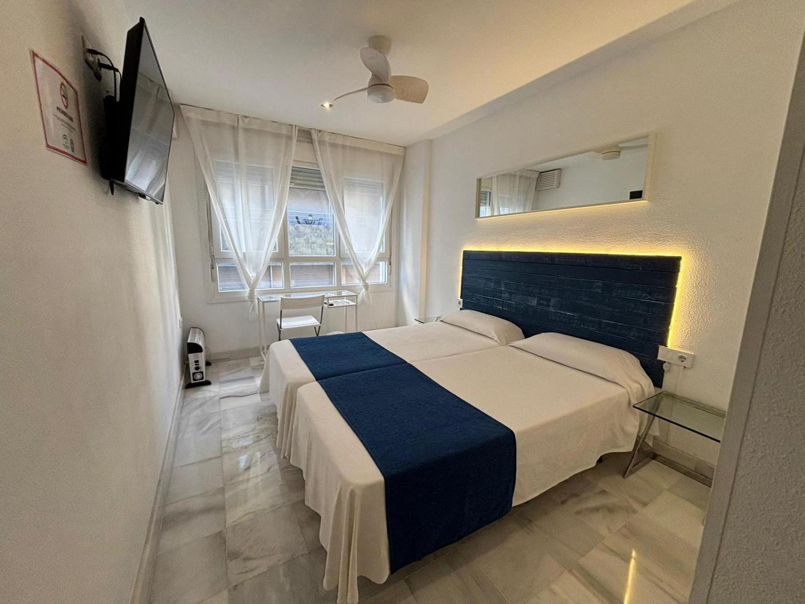 Apartamentos Turisticos Imar Cádiz Exteriér fotografie