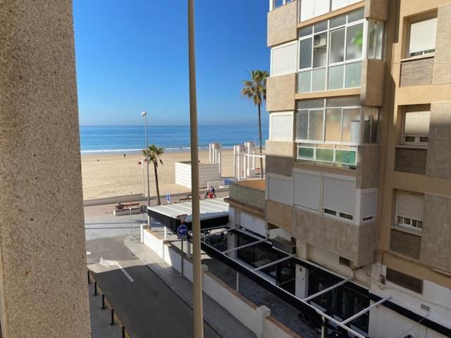 Apartamentos Turisticos Imar Cádiz Exteriér fotografie