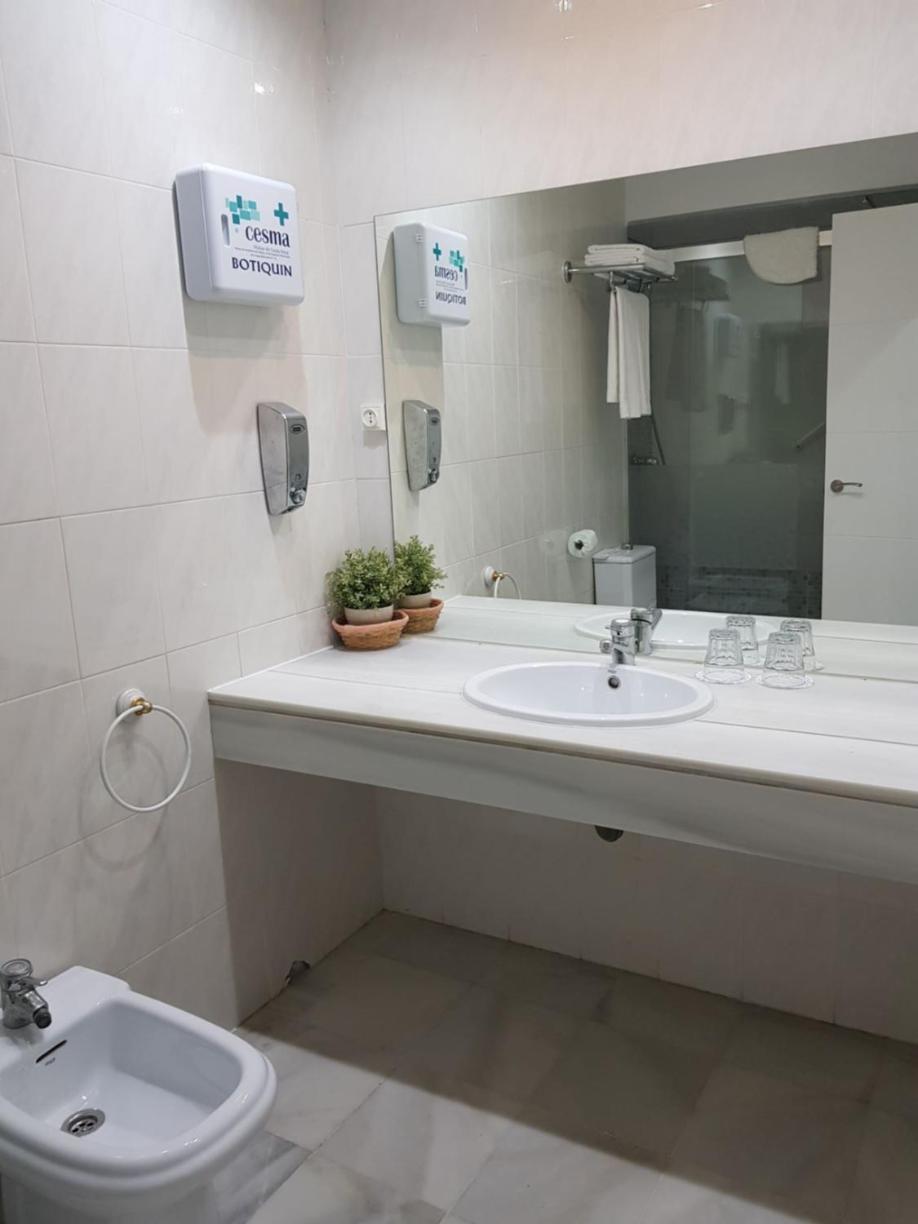 Apartamentos Turisticos Imar Cádiz Exteriér fotografie